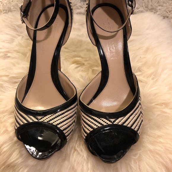 Alexander McQueen Woven Heels - Picture 3 of 7